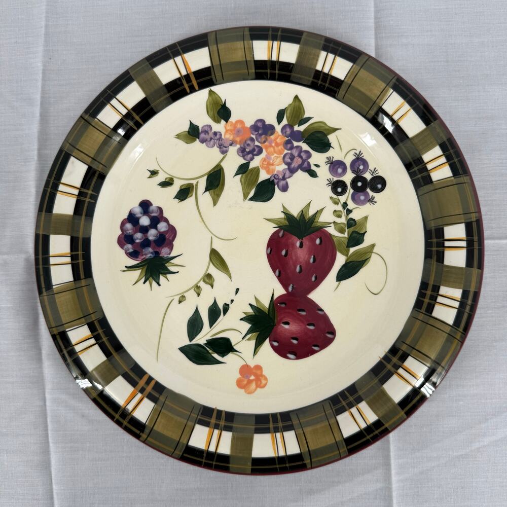 Vintage Discontinued Oneida Strawberry Plaid Hand Painted Dinner Plate 10.5"